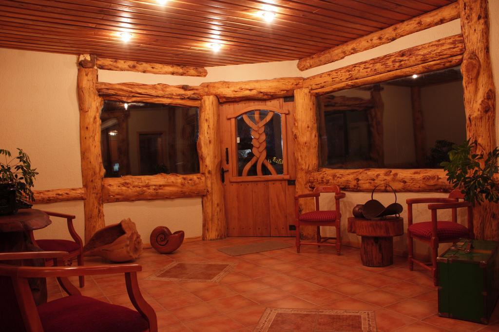 פורטו ואראס Hotel Borde Lago מראה חיצוני תמונה